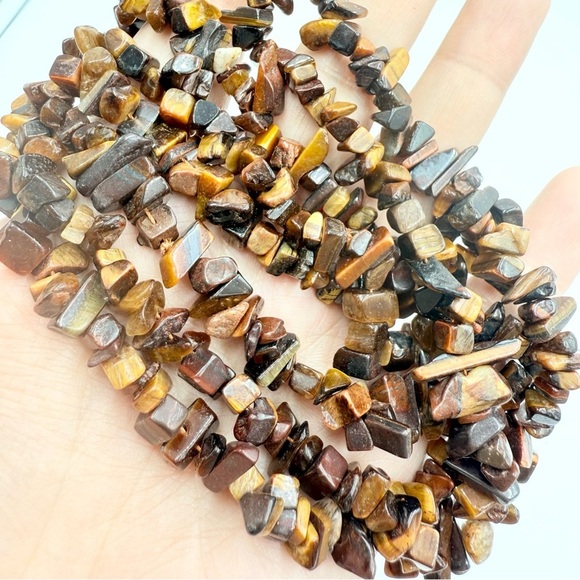 Natural Tiger Eye Chips gemstone Strand Necklace - Picture 6 of 7